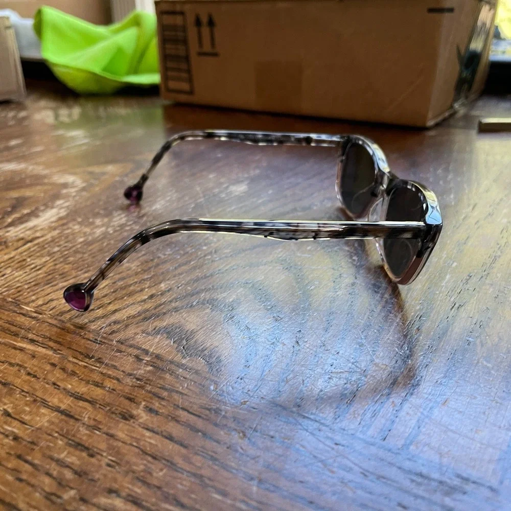 Lisa Loeb Eyewear frames only
